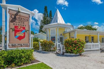 Queens Gate Resort