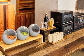 Snack bar