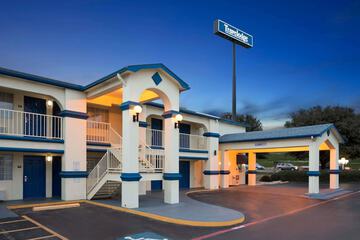 Travelodge by Wyndham Killeen / Fort Hood