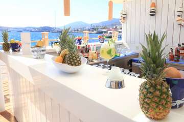 Beach bar