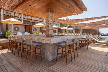 Beach bar