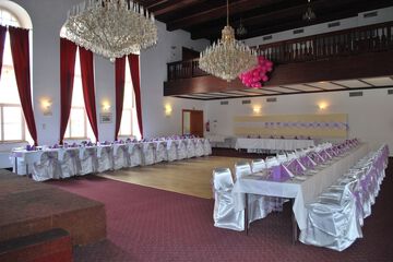 Indoor wedding