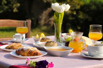 Breakfast meal
