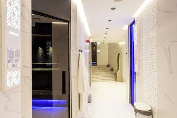 Steam room