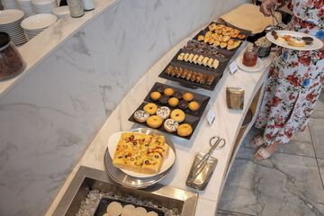Breakfast buffet