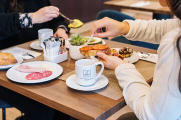 Breakfast buffet