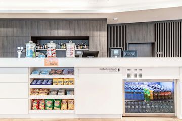 Snack bar