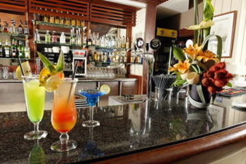 Hotel Bar