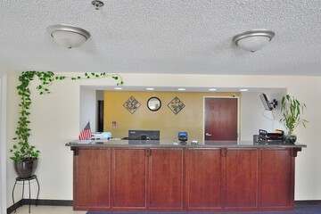 Check-in/check-out kiosk