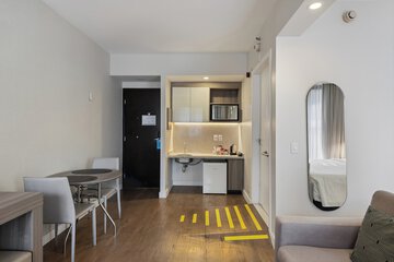 Private kitchenette