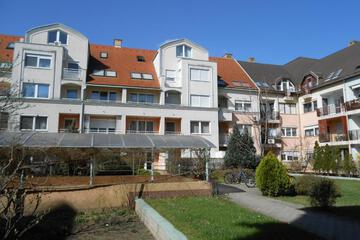 Photo 33