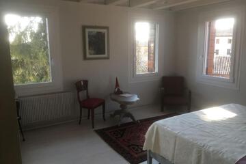 Photo 33