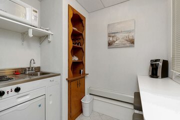 Private kitchenette