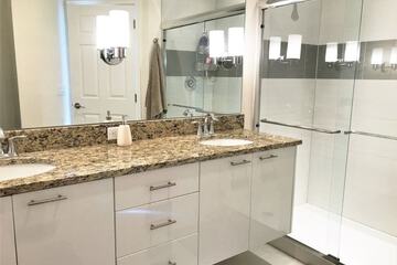Bathroom sink