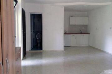 Photo 51