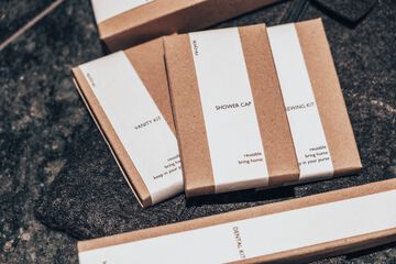 Bathroom amenities