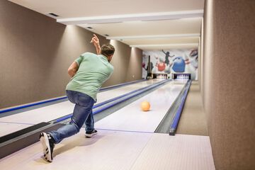 Bowling