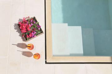 Private pool