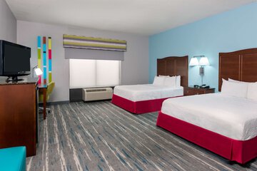 Room 6 of 33