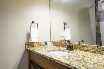 Bathroom sink