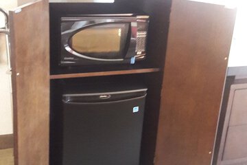 Mini-refrigerator