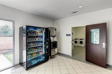 Vending machine