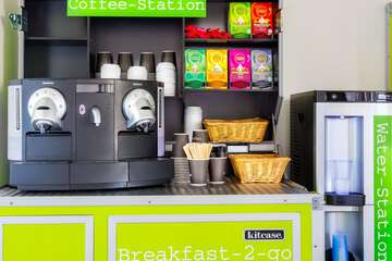 Snack bar