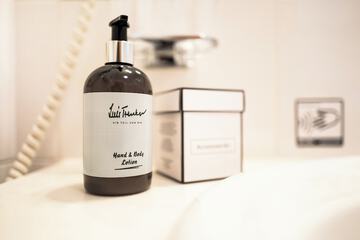 Bathroom amenities