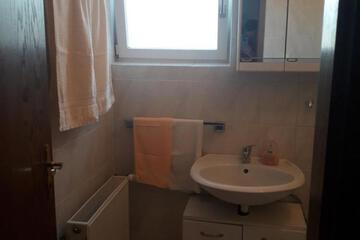 Photo 33