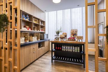 Breakfast area