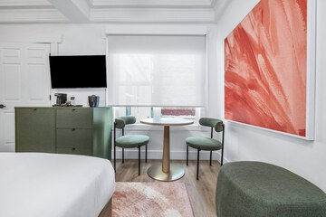 Room 64 of 100