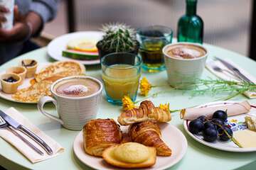 Breakfast meal