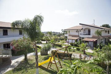 Children's play area - outdoor