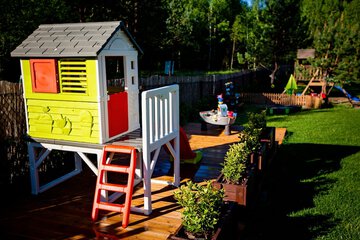 Children's play area - outdoor