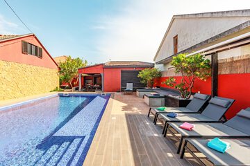 Sundeck