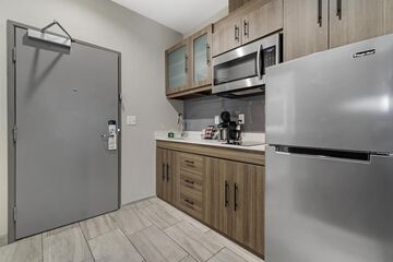 Private kitchenette