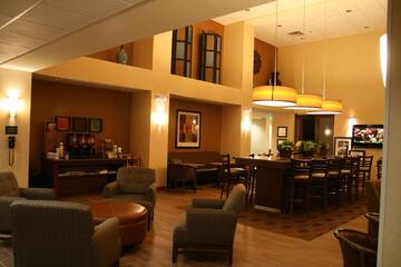 Hampton Inn & Suites Pueblo / North