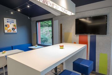 Breakfast area