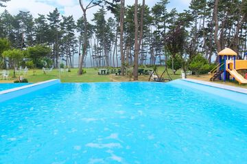 Private pool