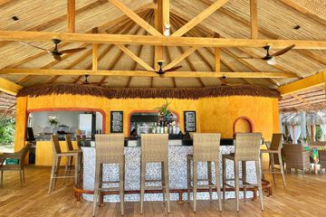 Beach bar