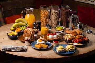 Breakfast meal