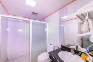 Photo 18