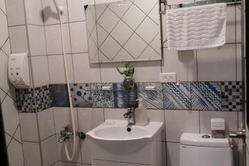 Photo 51