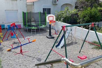 Children's play area - outdoor