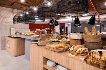 Breakfast buffet