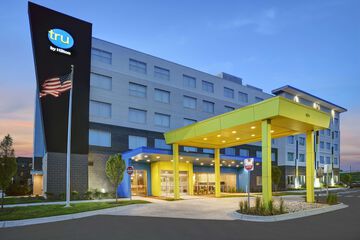 Tru by Hilton Troy Detroit