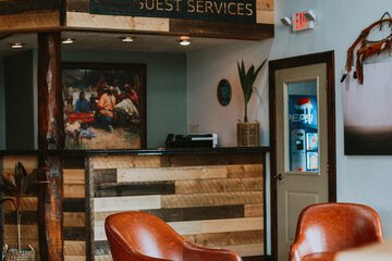 Check-in/check-out kiosk