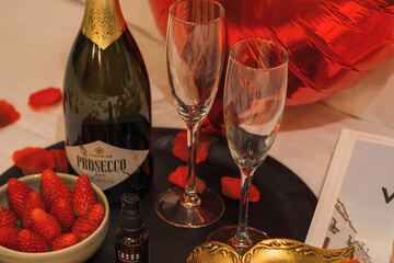 Champagne service