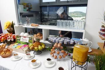 Breakfast area