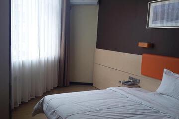 Photo 32